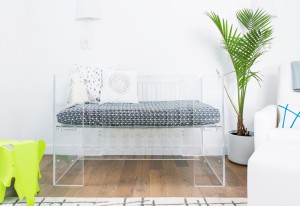 Acrylic-crib-vetro-nursery-works